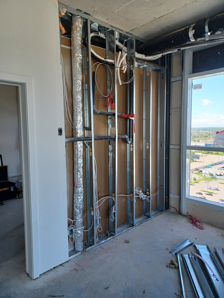 Montant métalique #1